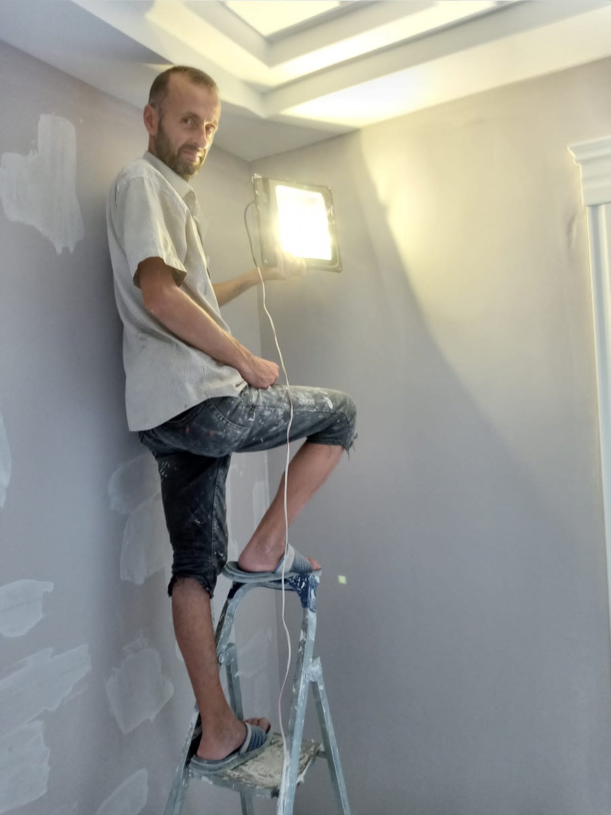 Açı Okulları'nın Terasını Yeniliyoruz 4