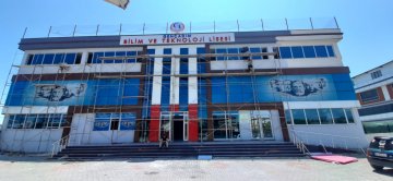 Genç Adım Teknoloji Lisesi tadilatı tamamlandı.